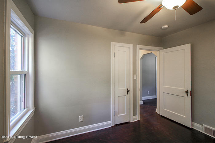 2905 Ralph Avenue Louisville, KY 40216 - Photo 20 of 36 _MG_8023