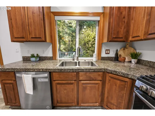 $575,000 | 1176 Nautical Drive, Hammond, OR 97121