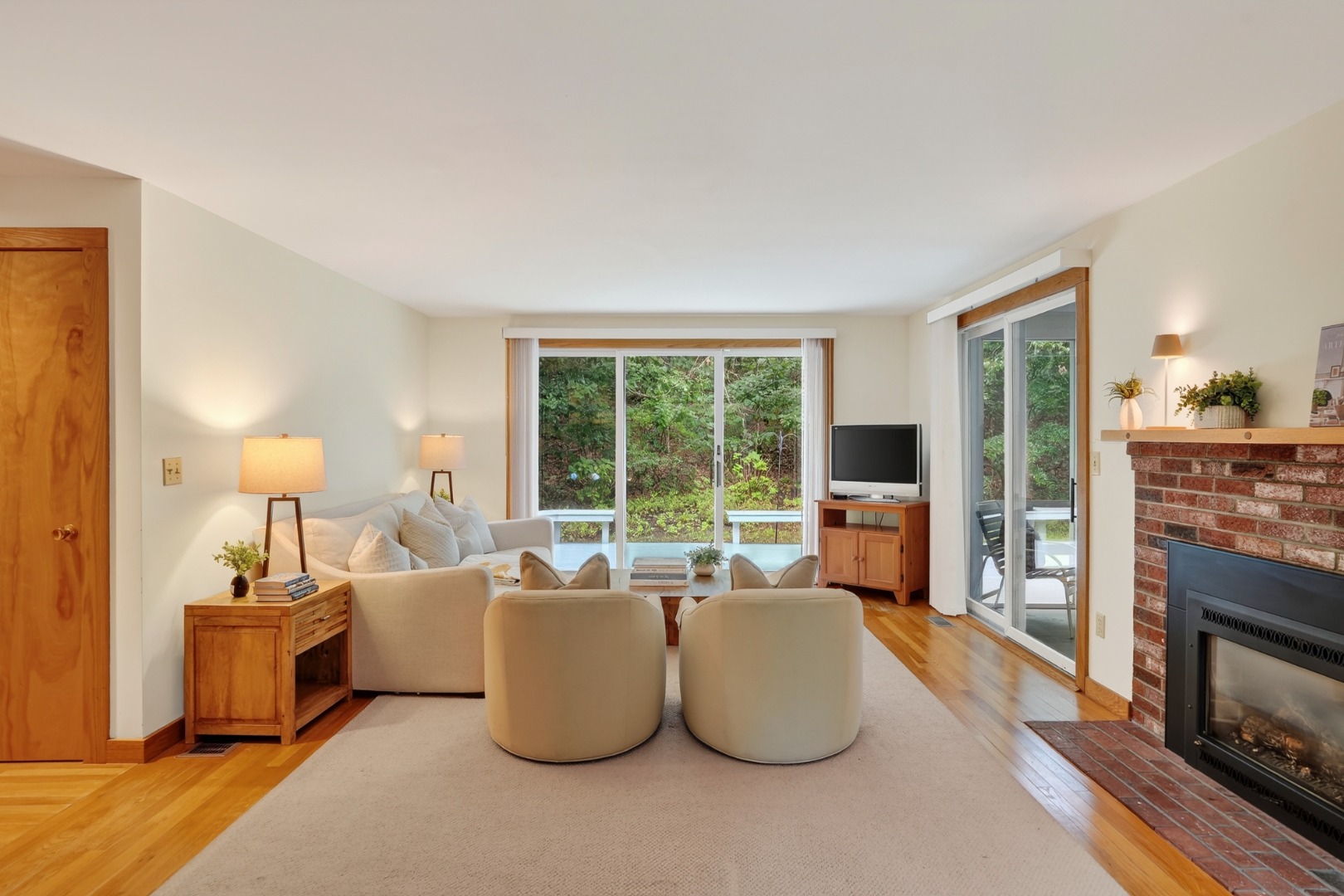 20 Hidden Cove Road Oak Bluffs, MA 02557 - Photo 3 of 45 Gallery Image 3