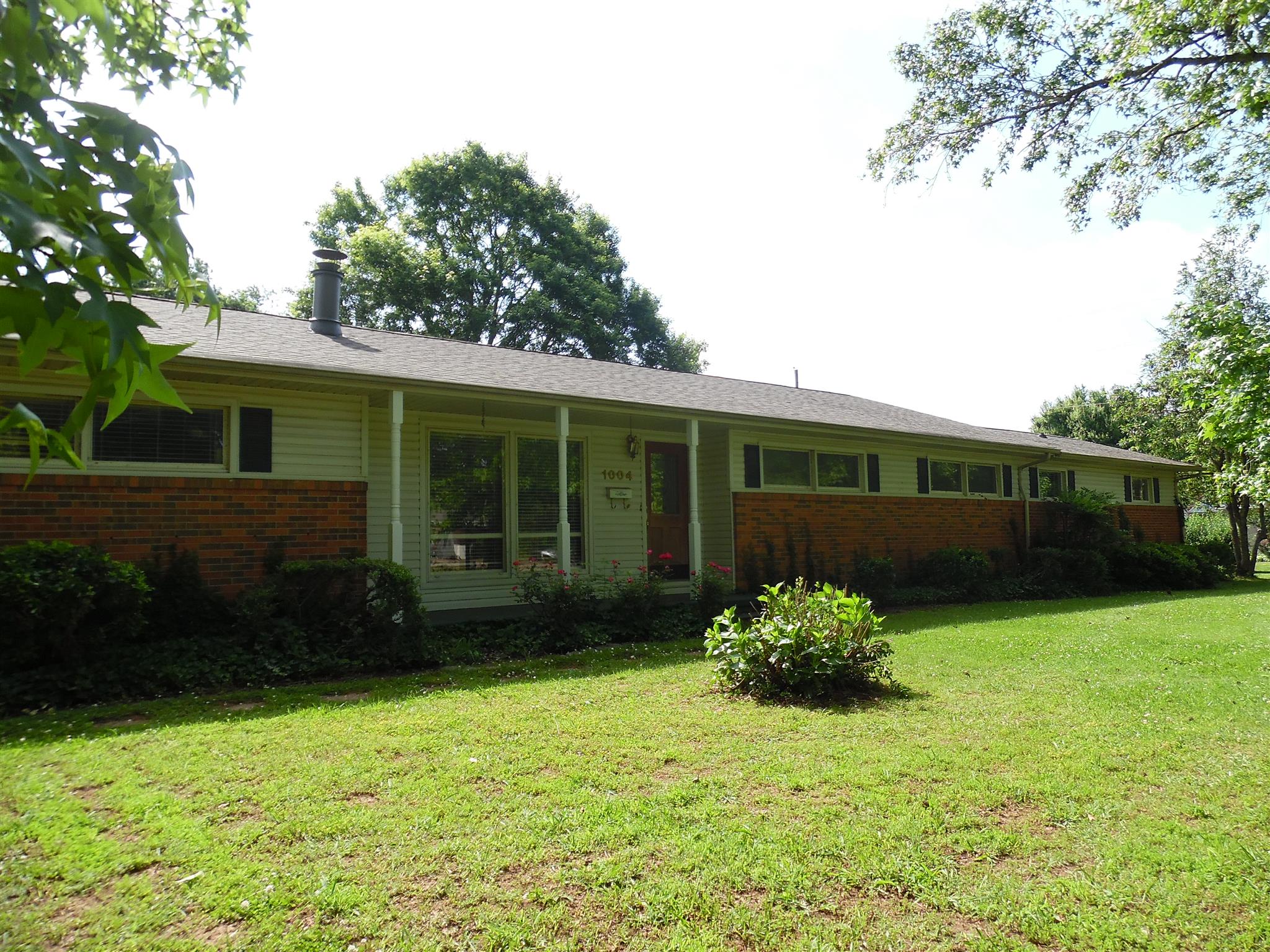 1004 Springer Road Lawrenceburg, TN 38464 - Photo 1 of 20 HOME AT 1004 SPRINGER RD