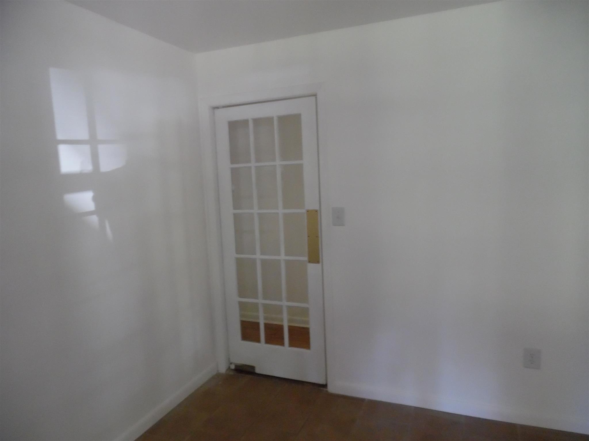 1004 Springer Road Lawrenceburg, TN 38464 - Photo 6 of 20 DINING RM