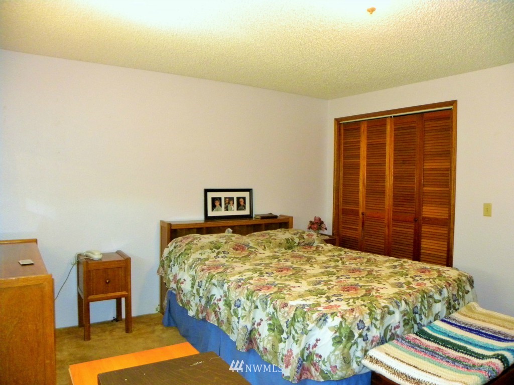 5616 Sidney Road Southwest Port Orchard, WA 98367 - Photo 11 of 25 Gallery Image 11