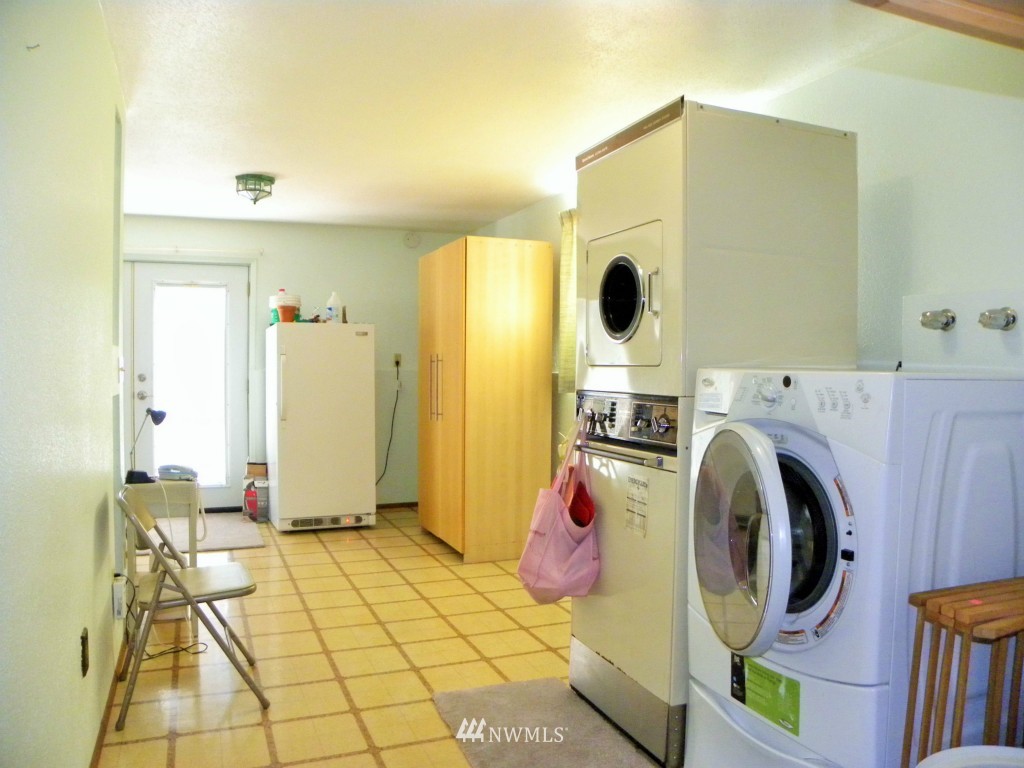 5616 Sidney Road Southwest Port Orchard, WA 98367 - Photo 16 of 25 Gallery Image 16