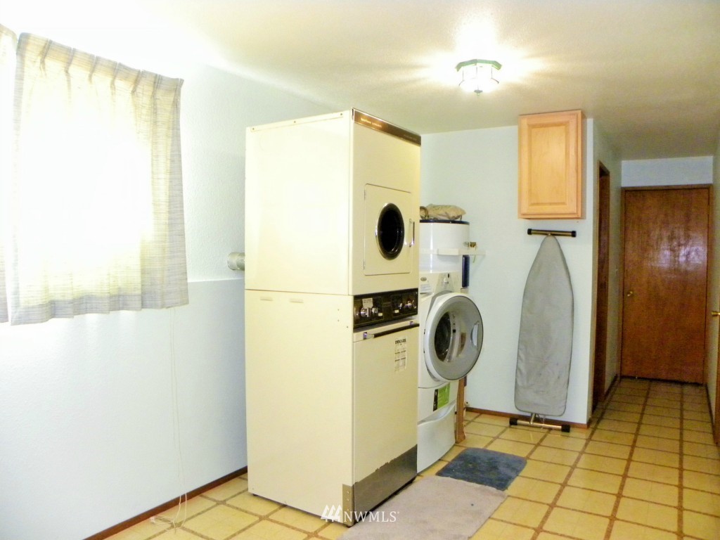 5616 Sidney Road Southwest Port Orchard, WA 98367 - Photo 17 of 25 Gallery Image 17