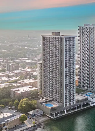 $379,000 | 6007 North Sheridan Road, Unit 23G, Chicago, IL 60660