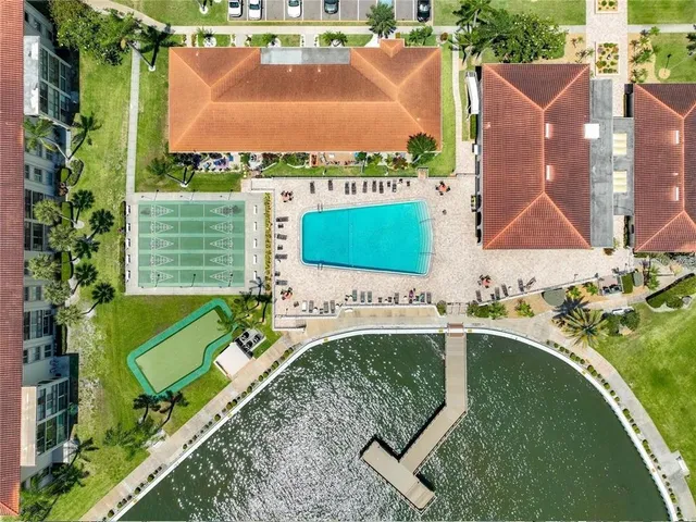 $1,900 | 19029 US Highway 19 North, Unit 9301, Clearwater, FL 33764