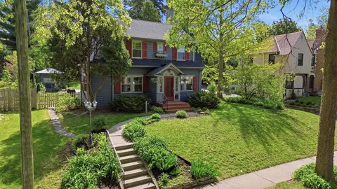 $875,000 | 5033 Harriet Avenue, Minneapolis, MN 55419