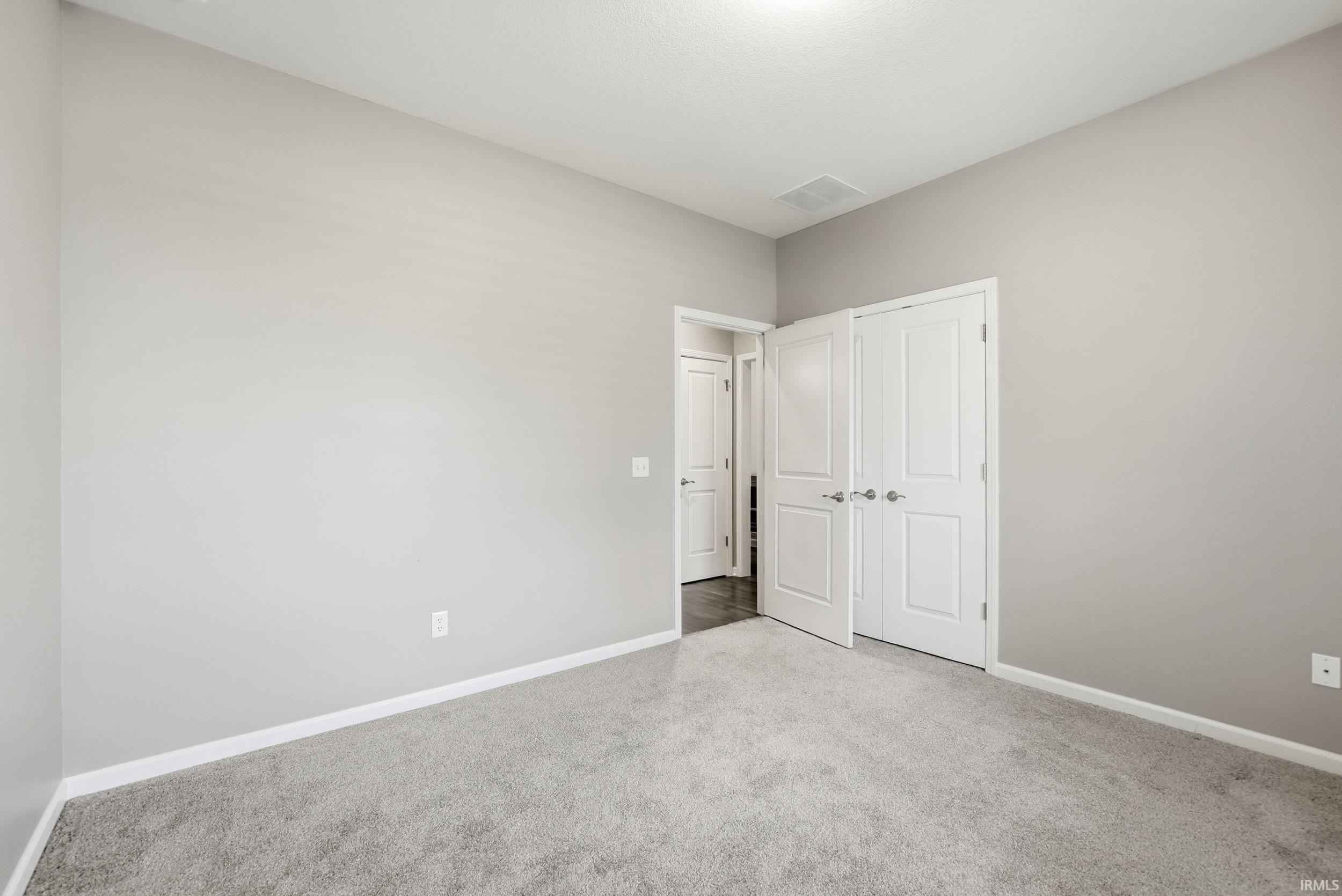 9892 Oak Trail Road Fort Wayne, IN 46825 - Photo 24 of 32