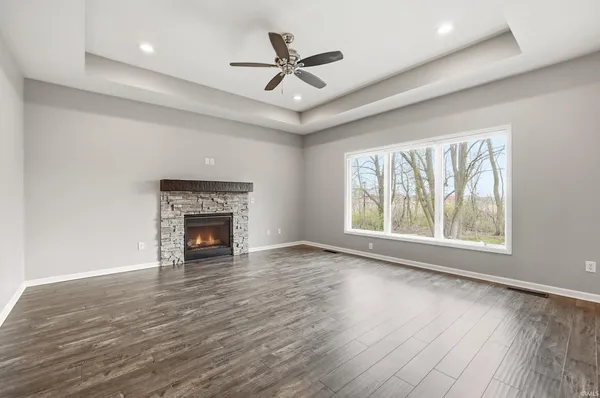 $379,900 | 9892 Oak Trail Road, Fort Wayne, IN 46825