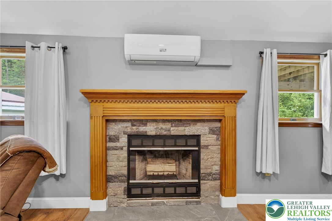 156 Mailbox Road Pocono Lake, PA 18347 - Photo 10 of 57
