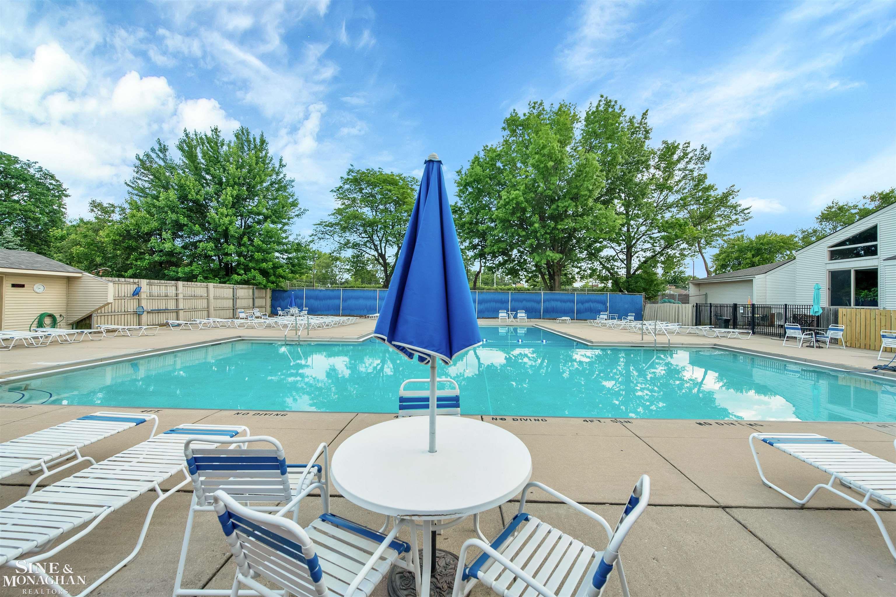 22959 Allen Road St. Clair Shores, MI 48080 - Photo 18 of 27