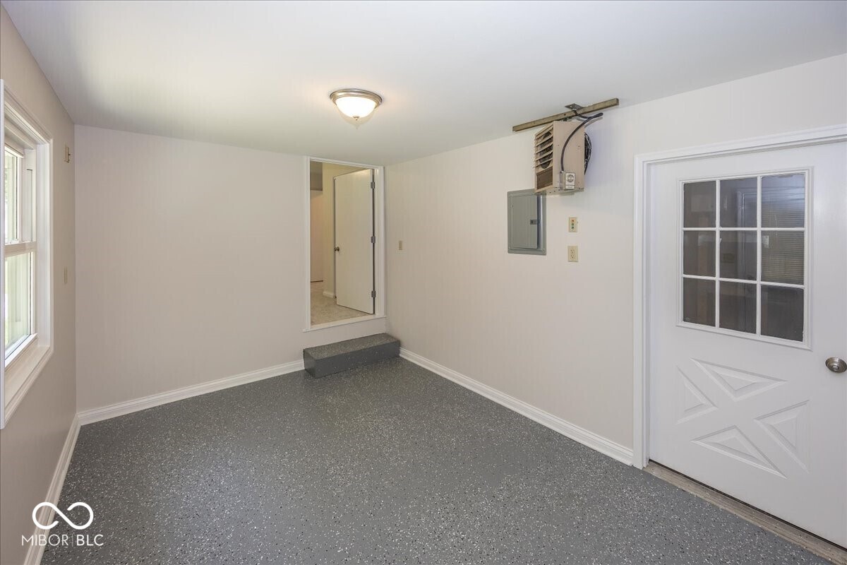 406 Mount Street Greenfield, IN 46140 - Photo 13 of 24