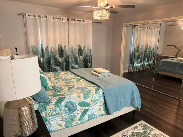 $1,600 | 2120 El Paseo Street, Unit 207, Houston, TX 77054