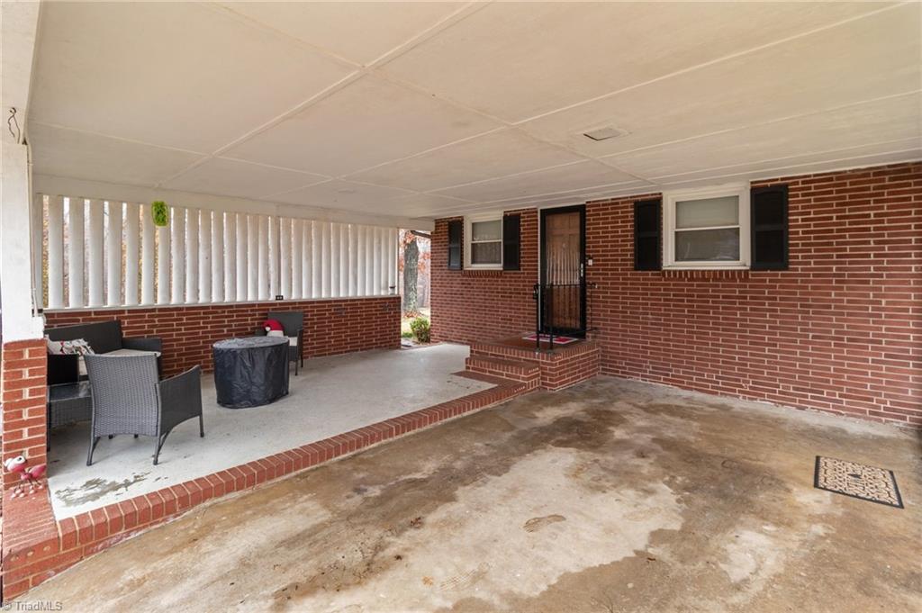 2057 Junction Road Cooleemee, NC 27014 - Photo 28 of 34 Carport