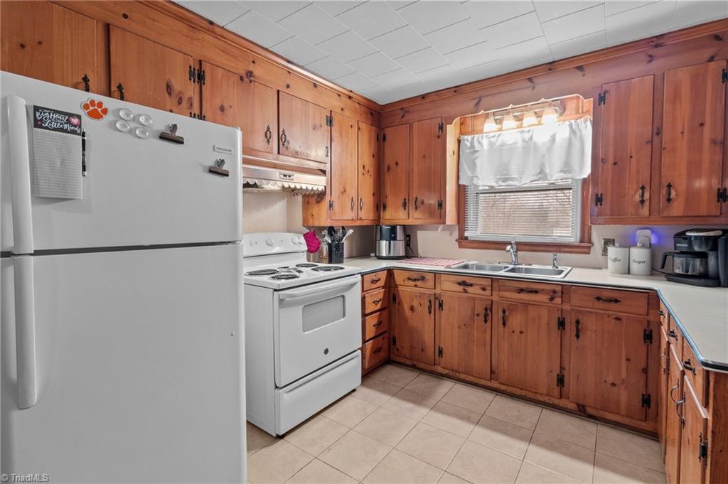 2057 Junction Road Cooleemee, NC 27014 - Photo 6 of 34