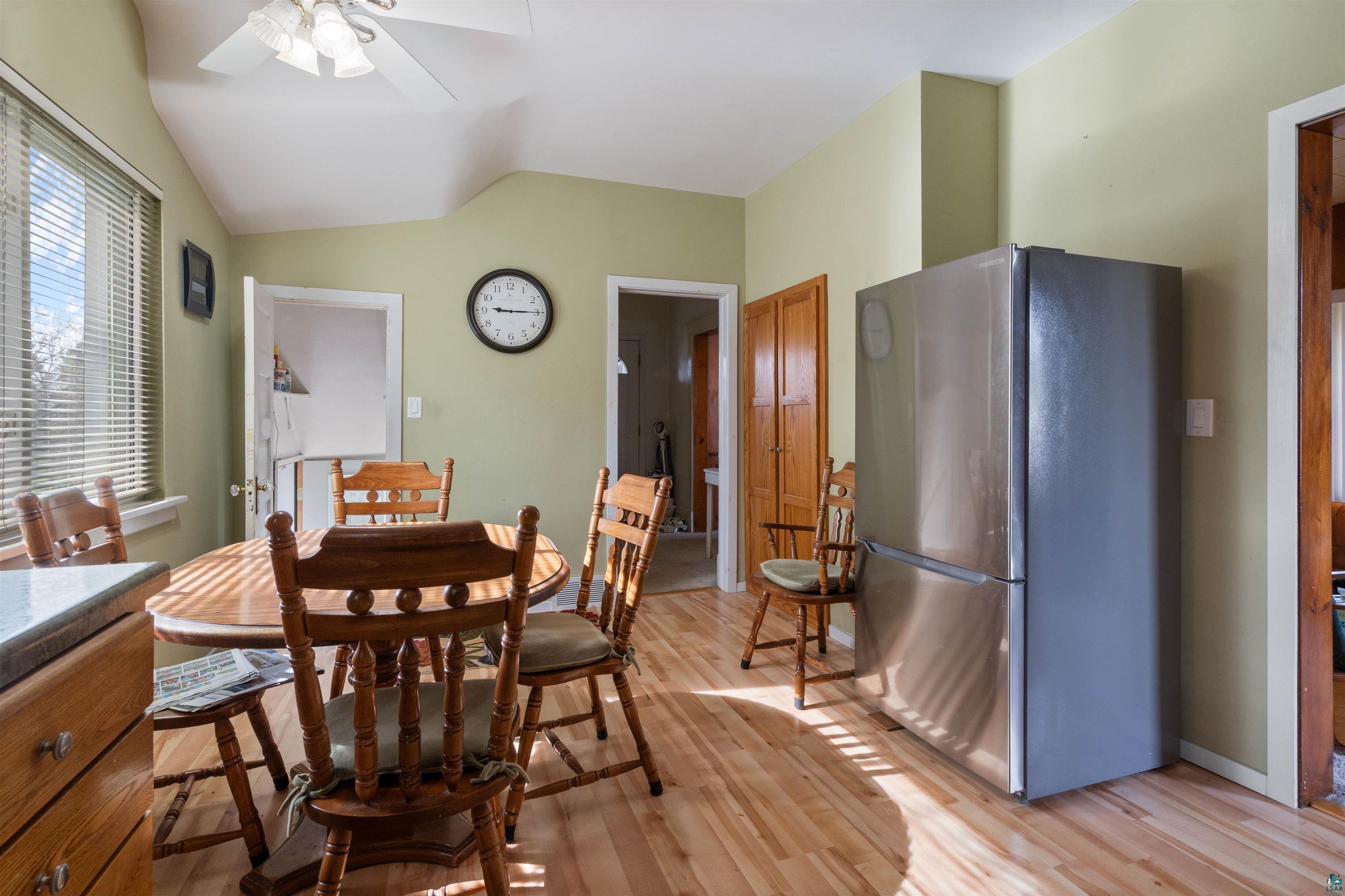 5201 Ivanhoe Street Duluth, MN 55804 - Photo 9 of 21