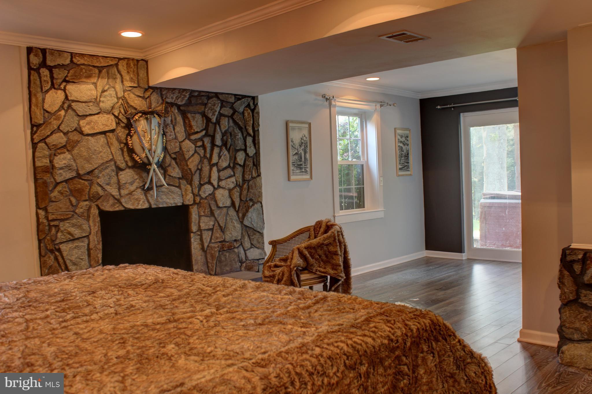 24300 Ridge Road Damascus, MD 20872 - Photo 22 of 30 Master bed room -2 View-1