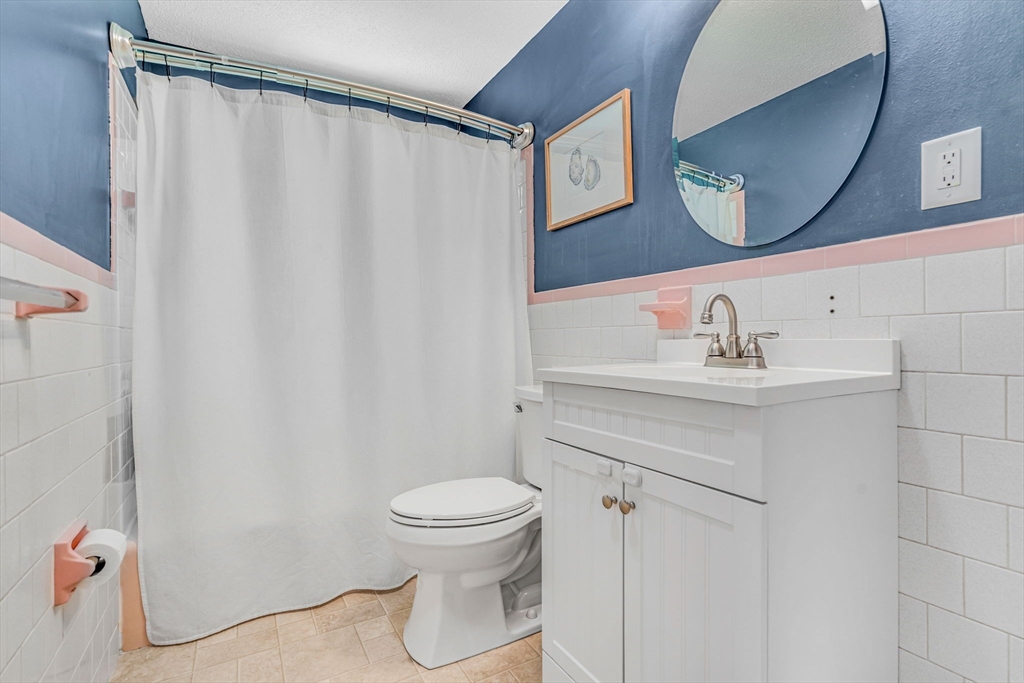 24 John Robinson Road Hudson, MA 01749 - Photo 21 of 41 Gallery Image 21