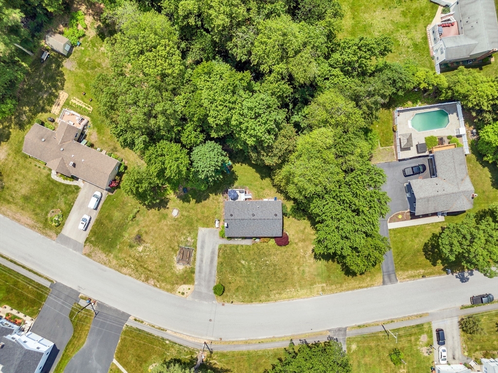 24 John Robinson Road Hudson, MA 01749 - Photo 37 of 41 Gallery Image 37