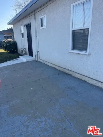 $655,000 | 959 East 105th Street, Los Angeles, CA 90002