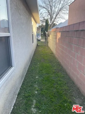 $655,000 | 959 East 105th Street, Los Angeles, CA 90002