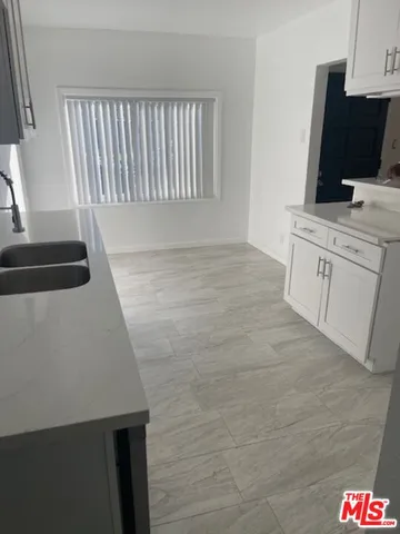 $655,000 | 959 East 105th Street, Los Angeles, CA 90002