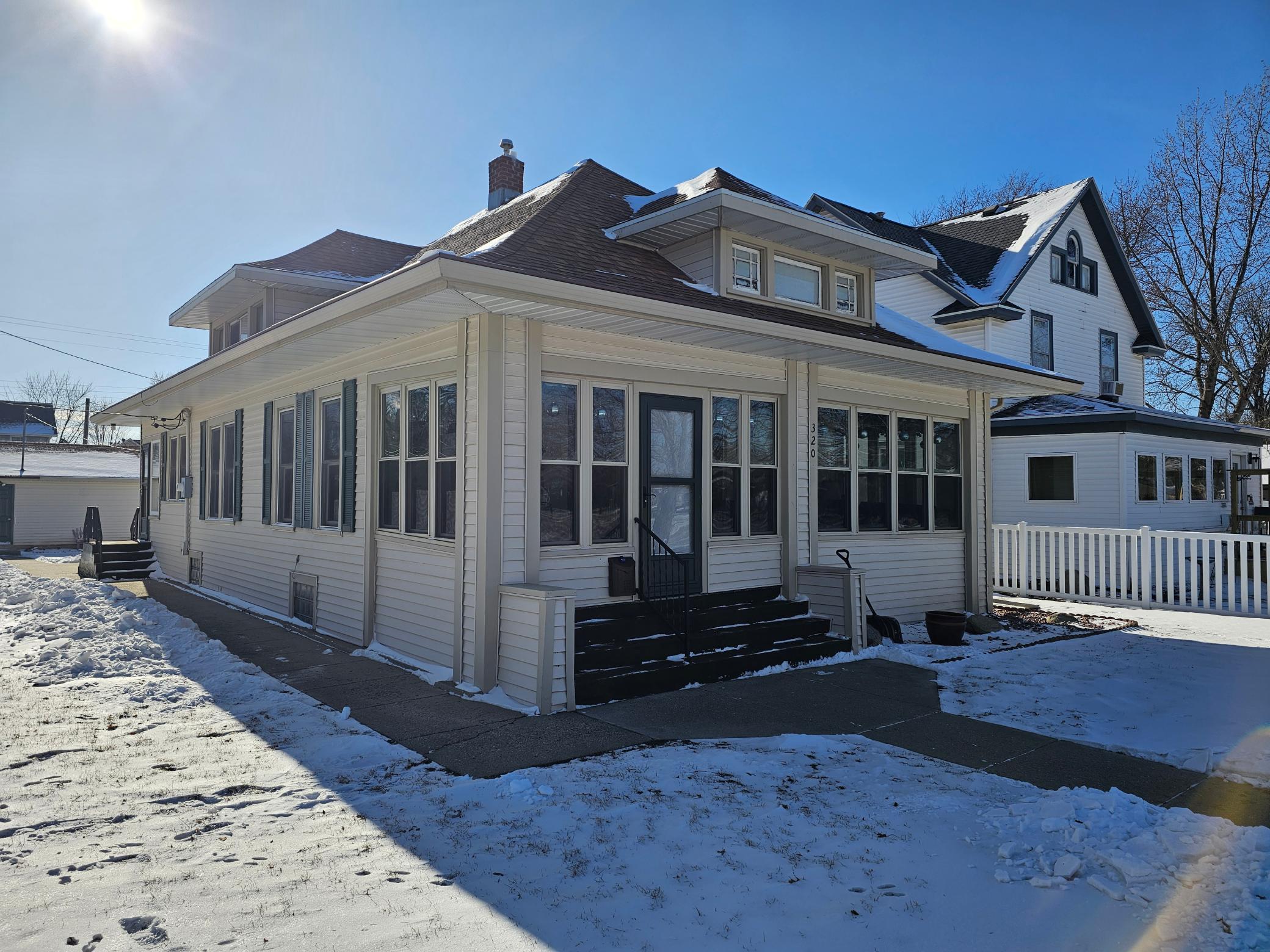 320 2nd Street Southwest Pipestone, MN 56164 - Photo 1 of 25