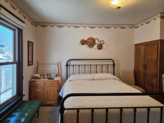 $164,900 | 320 2nd Street Southwest, Pipestone, MN 56164