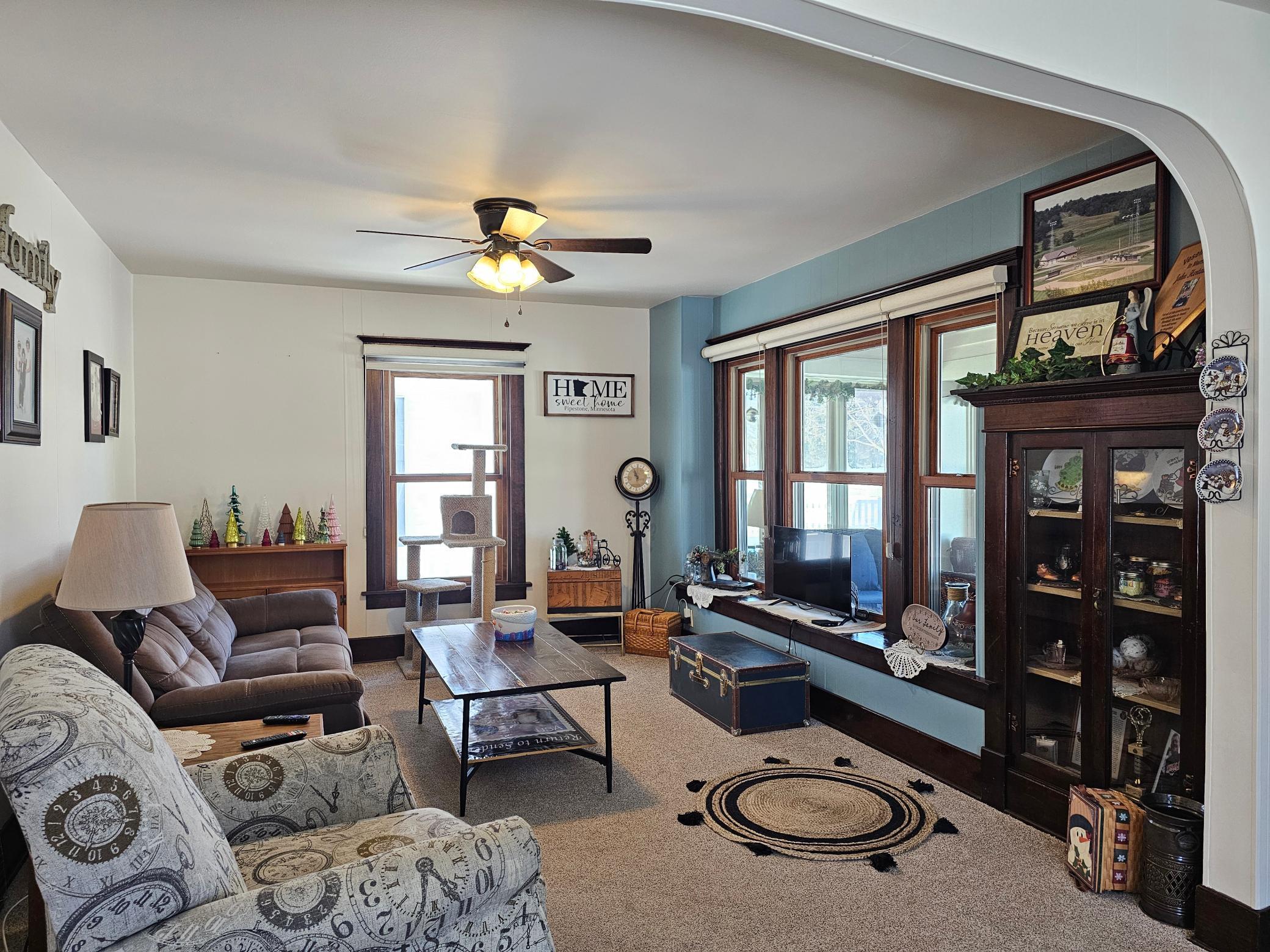 320 2nd Street Southwest Pipestone, MN 56164 - Photo 8 of 25