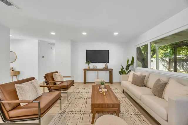 $595,000 | 1901 Maryal Drive, Sacramento, CA 95864