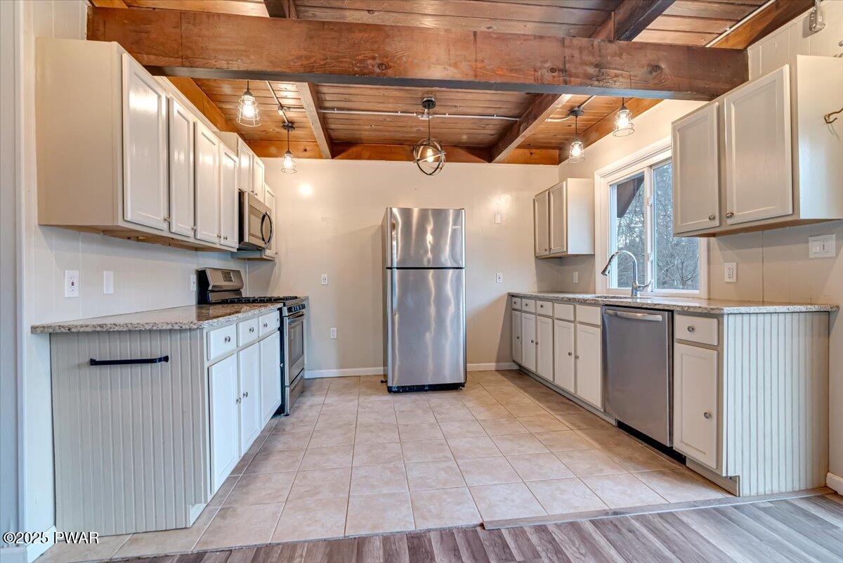 1200 Mink Trail Bushkill, PA 18324 - Photo 14 of 45