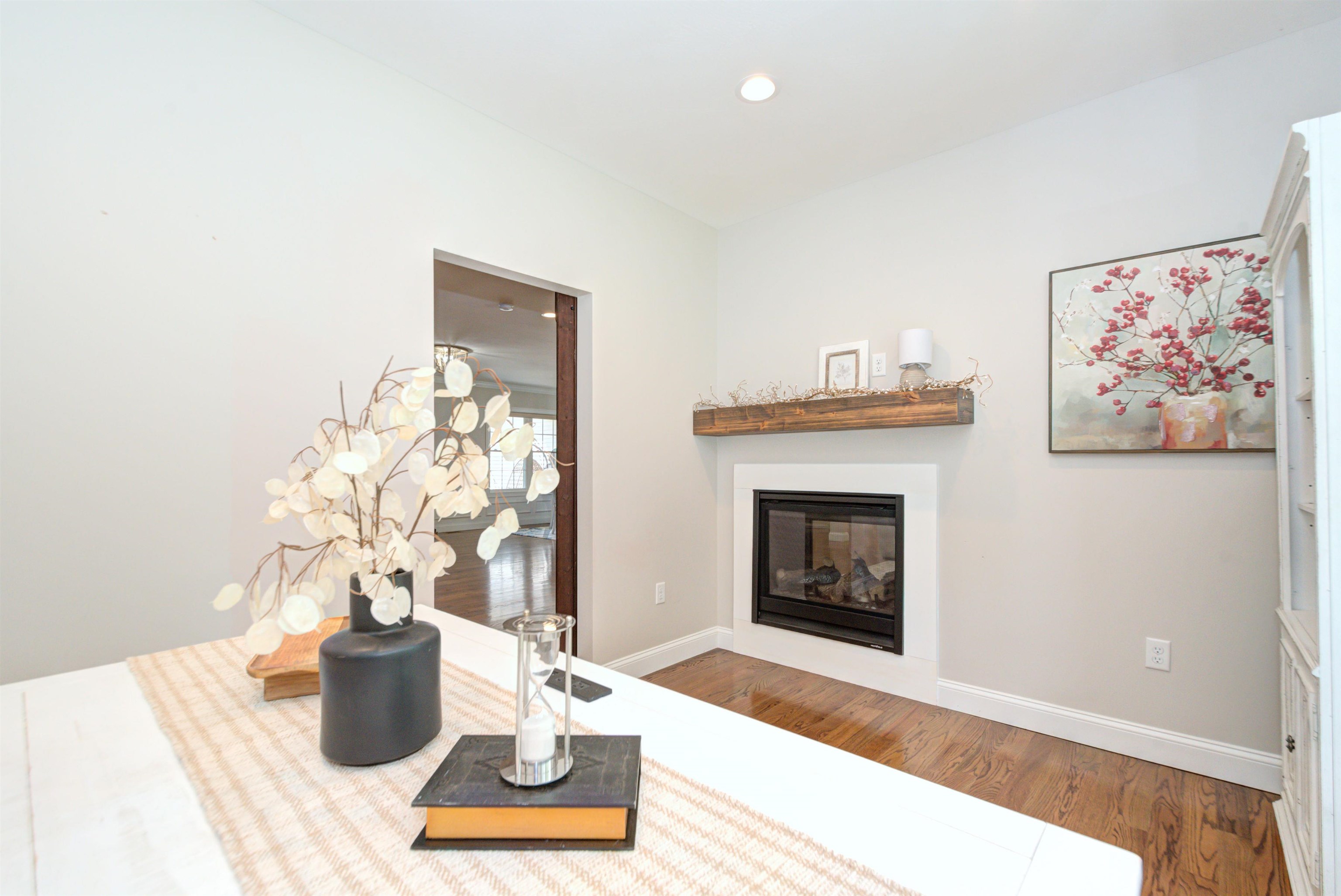 22 Glendenin Road Windham, NH 03087 - Photo 15 of 39