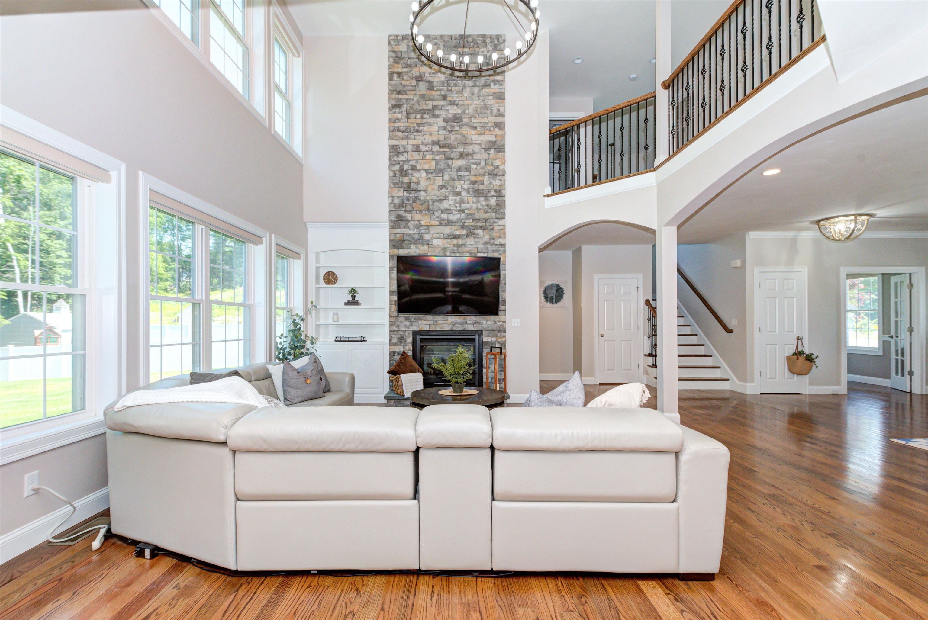 22 Glendenin Road Windham, NH 03087 - Photo 3 of 39