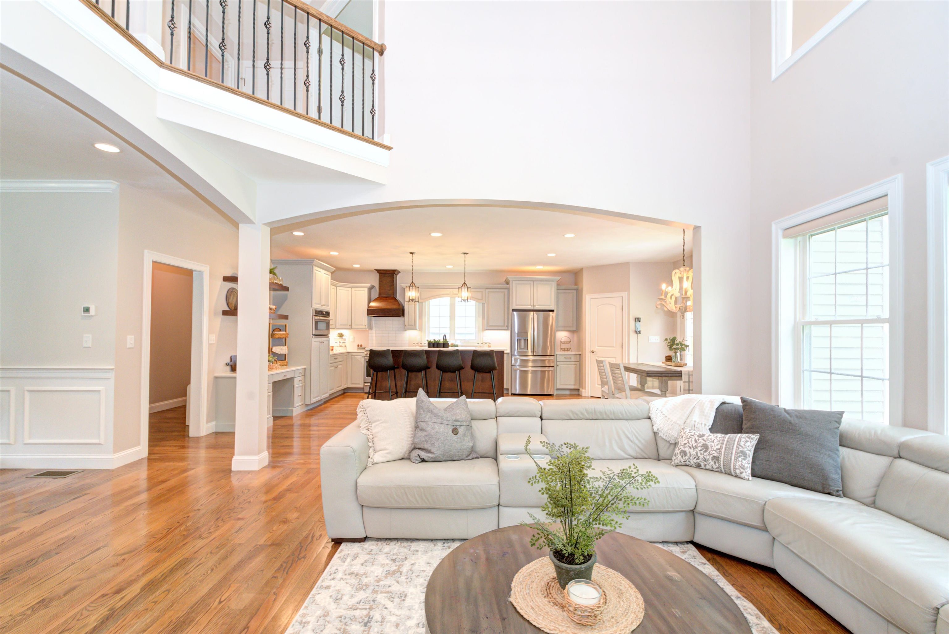 22 Glendenin Road Windham, NH 03087 - Photo 4 of 39