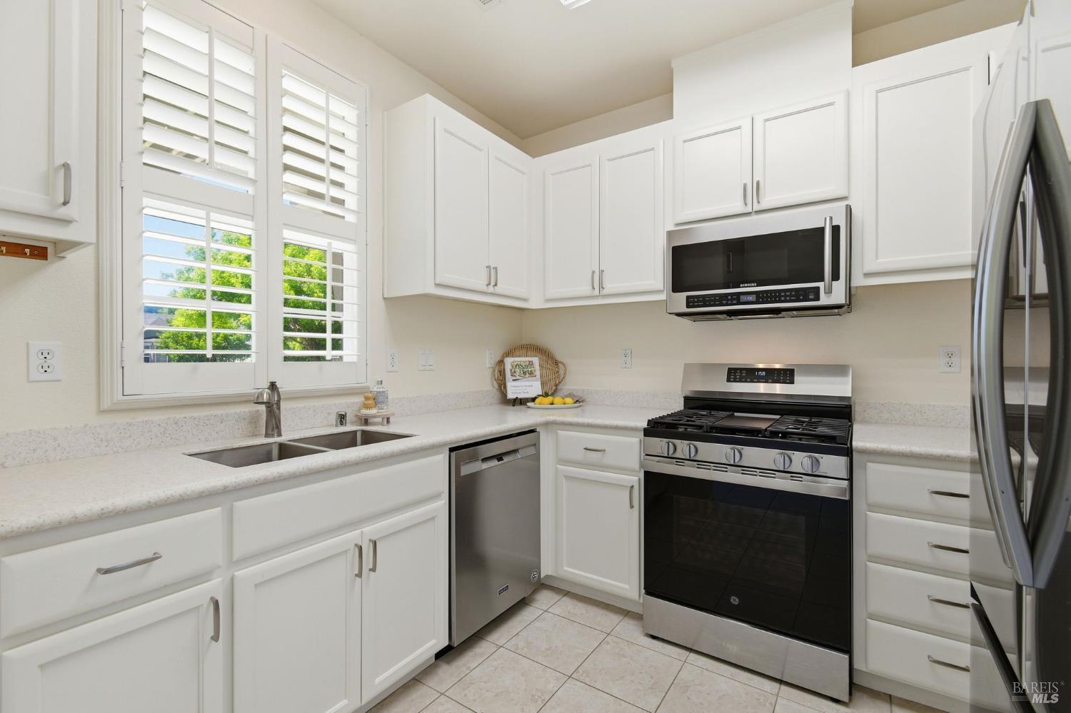 9353 Oak Trail Circle Santa Rosa, CA 95409 - Photo 5 of 20