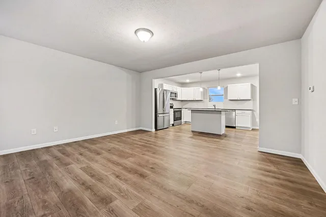 $319,900 | 58802 Swenson Street, Mattawan, MI 49071