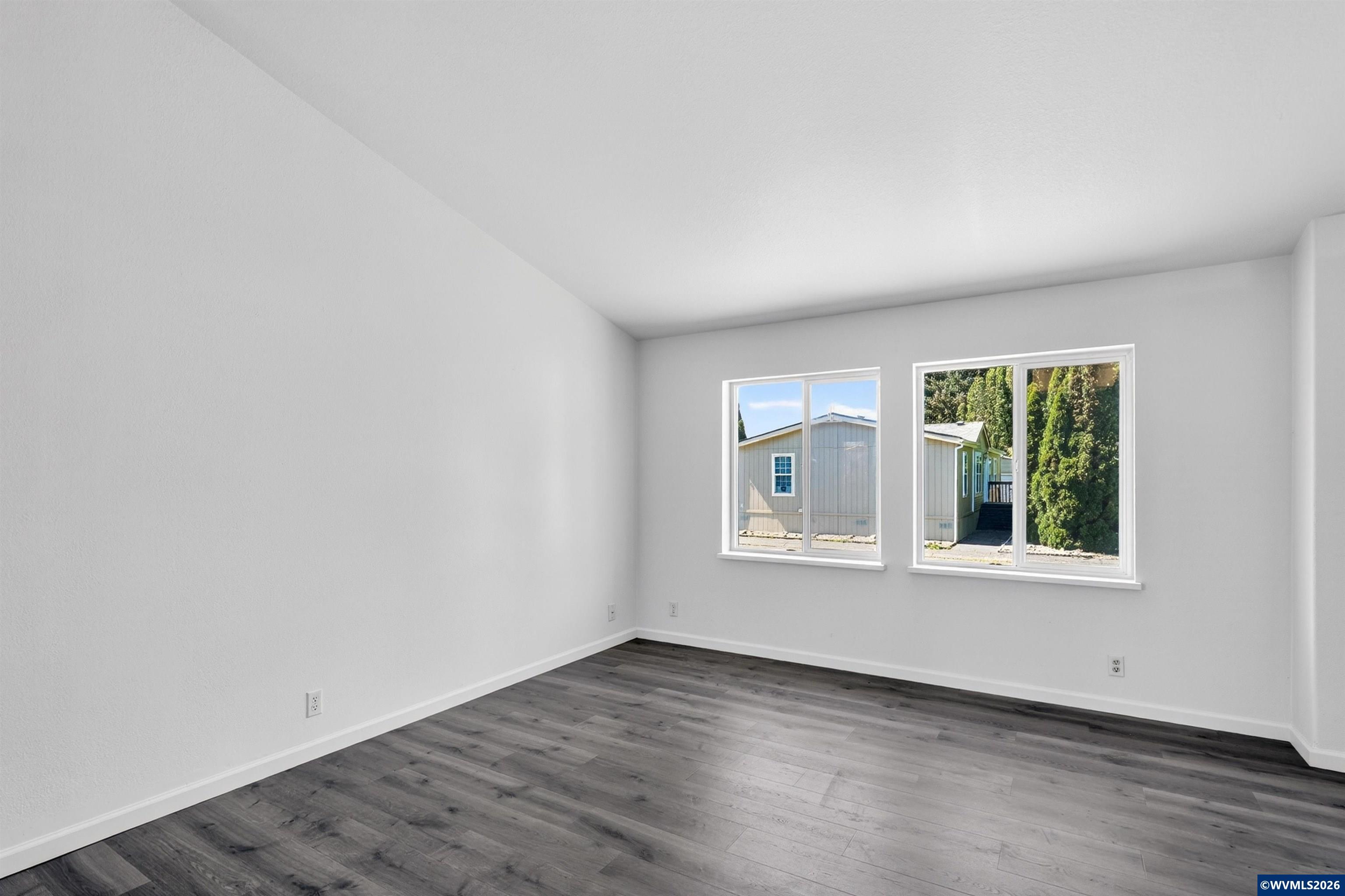 731 South Grice Loop Jefferson, OR 97352 - Photo 7 of 35 Gallery Image 7