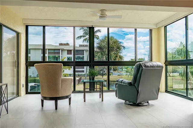 $320,000 | 162 Southeast St Lucie Boulevard, Unit 204B, Stuart, FL 34996
