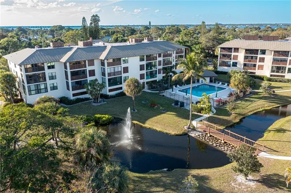$320,000 | 162 Southeast St Lucie Boulevard, Unit 204B, Stuart, FL 34996