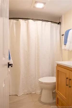 $320,000 | 162 Southeast St Lucie Boulevard, Unit 204B, Stuart, FL 34996