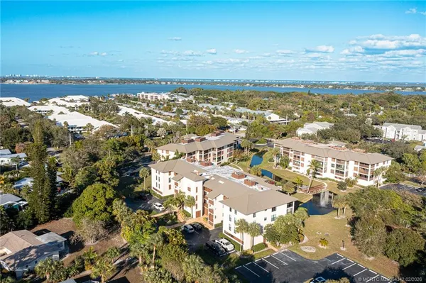 $320,000 | 162 Southeast St Lucie Boulevard, Unit 204B, Stuart, FL 34996