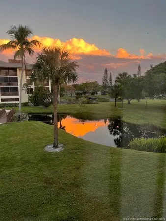 $320,000 | 162 Southeast St Lucie Boulevard, Unit 204B, Stuart, FL 34996