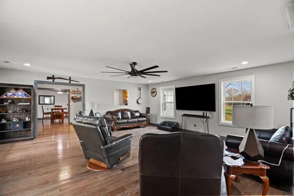 $664,900 | 6117 Henry Gower Road, Pleasant View, TN 37146
