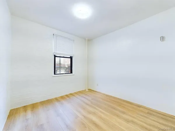 $180,000 | 21-58 35th Street, Unit 1E | Astoria