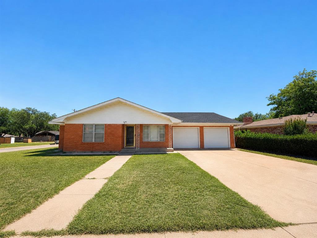 2800 32nd Street Snyder, TX 79549 - Photo 1 of 17