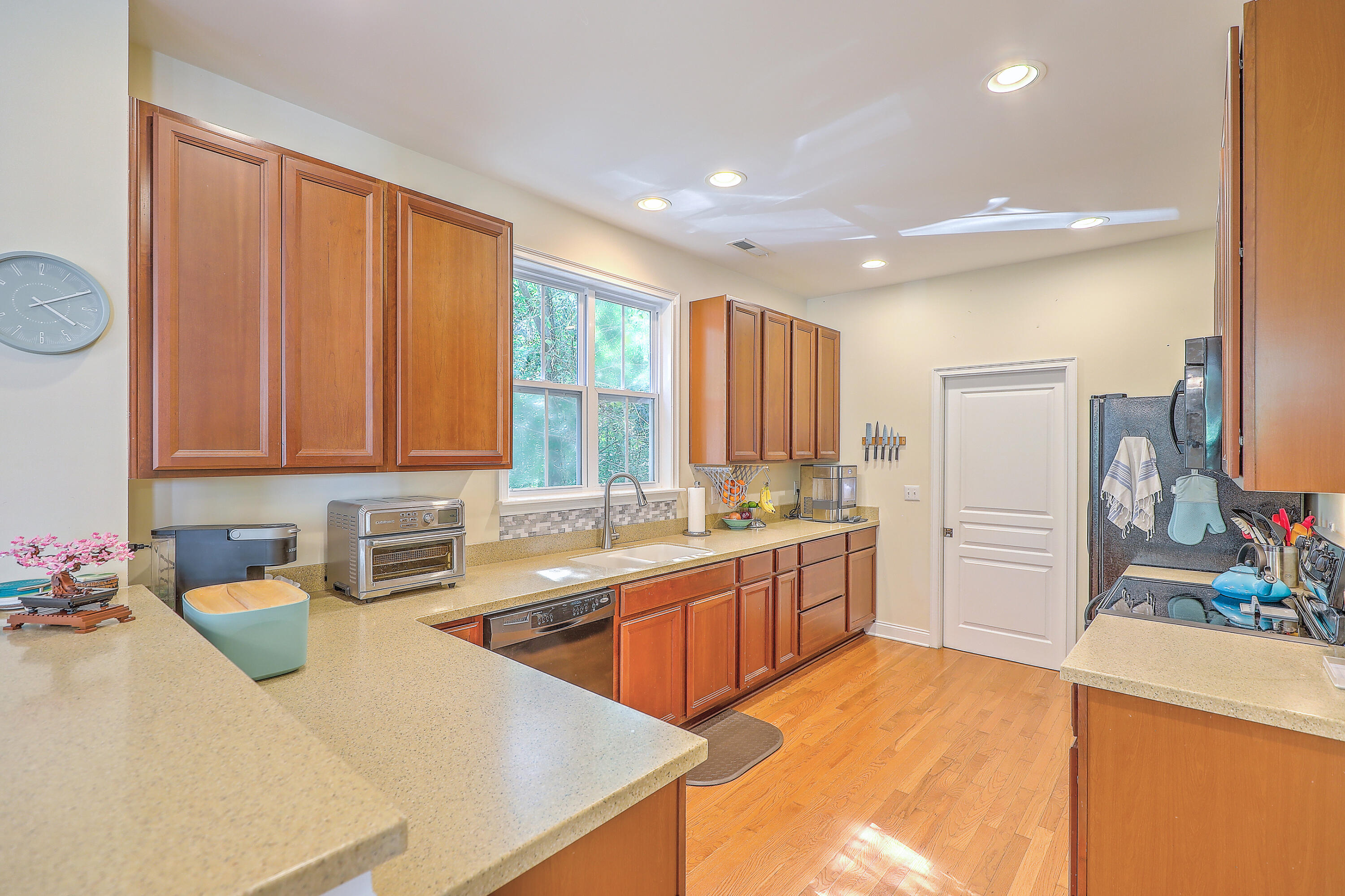 1866 Dogwood Road Charleston, SC 29414 - Photo 12 of 34 0W7A9084_85_86_87_88_89_90