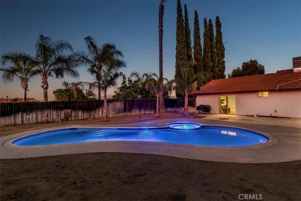 15745 Saddleback Road Riverside, CA 92506 - Photo 36 of 44 Back View at Twilight