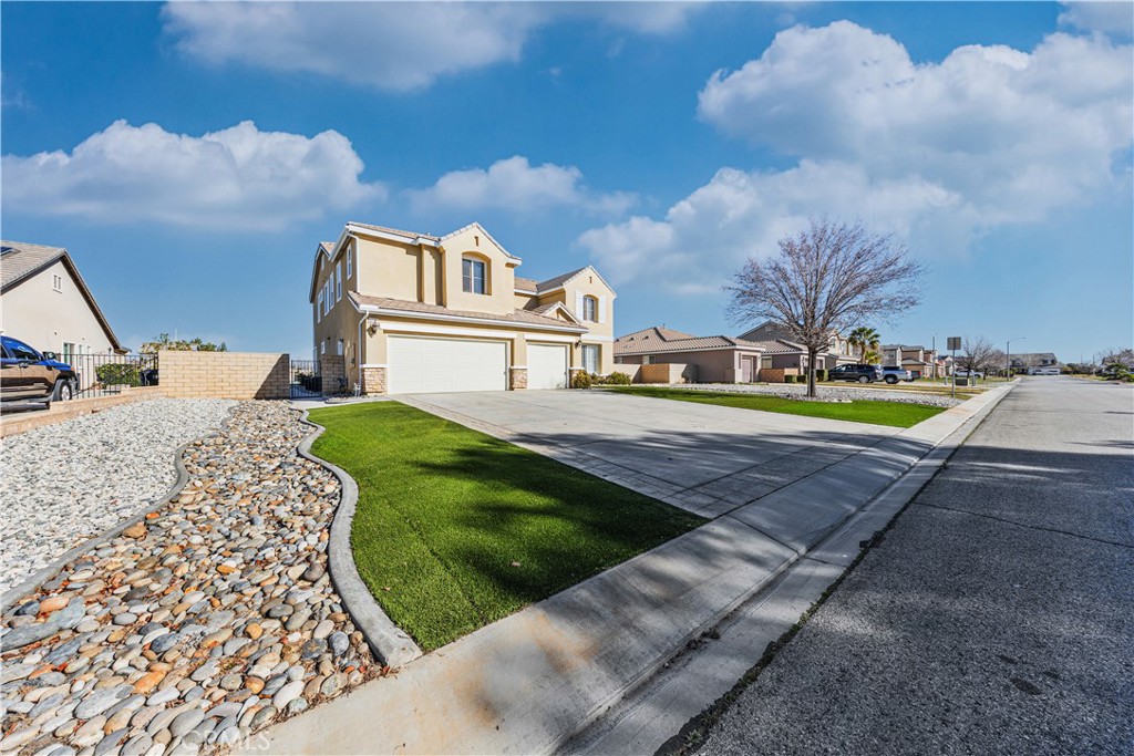 3625 Paddock Way Quartz Hill, CA 93536 - Photo 4 of 35