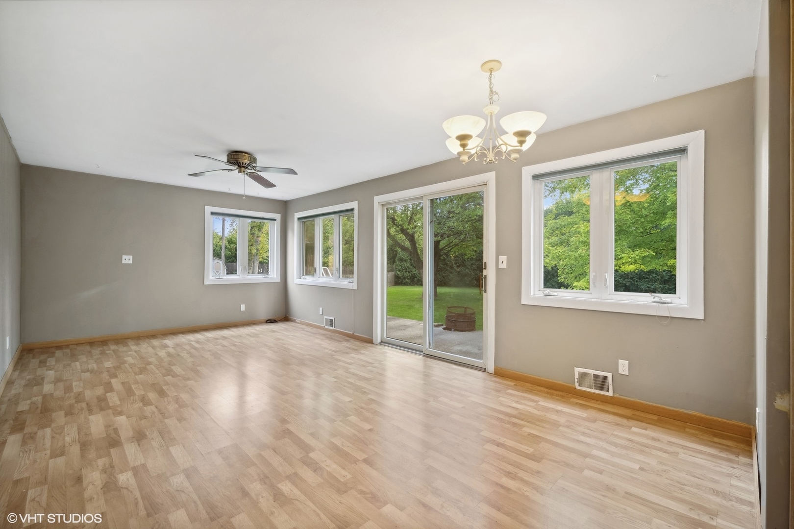 1720 Longvalley Road Glenview, IL 60025 - Photo 4 of 13