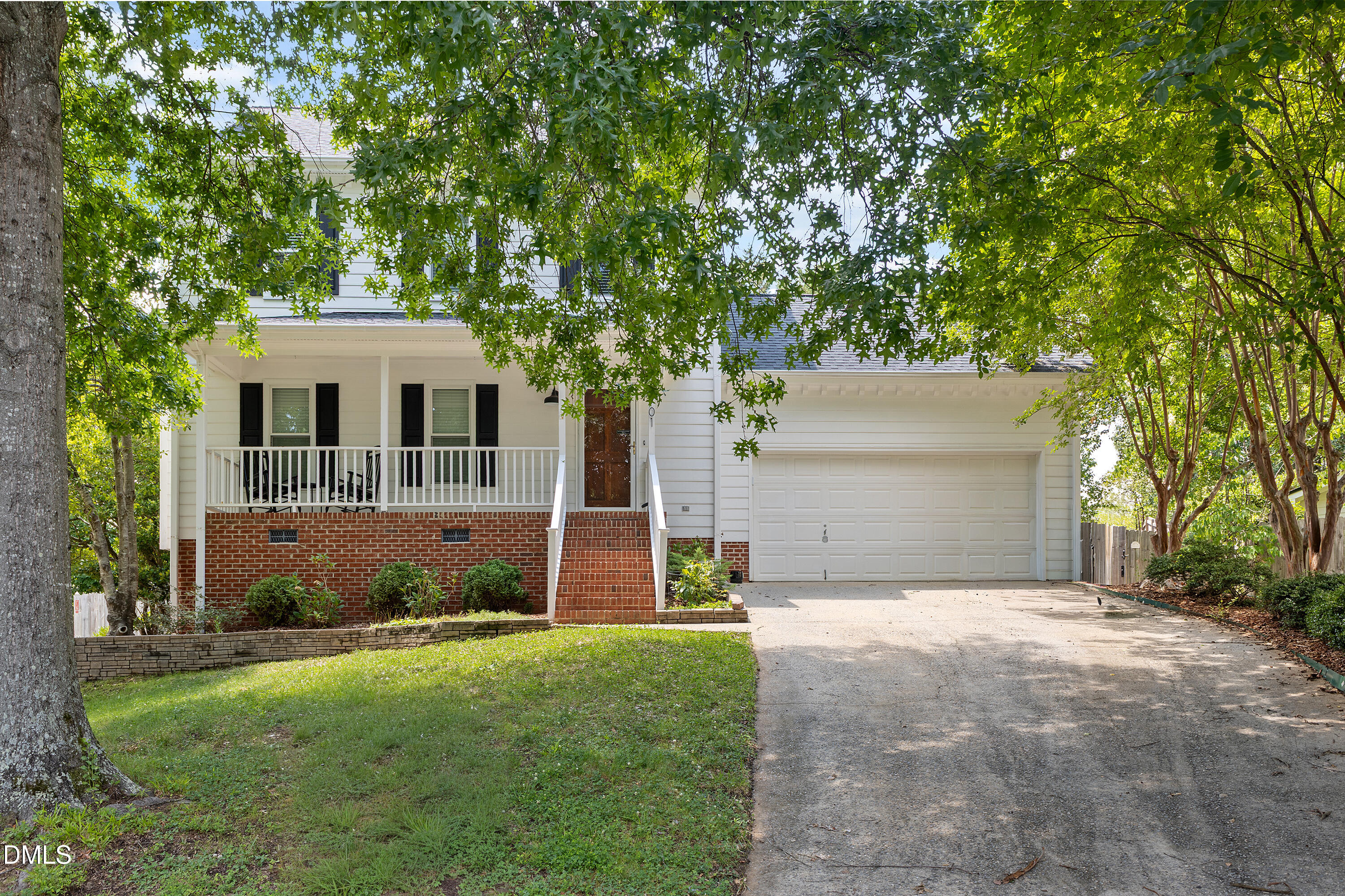 6701 Holly Mill Court Raleigh, NC 27613 - Photo 7 of 25 03-6701 Holly Mill Ct_3142